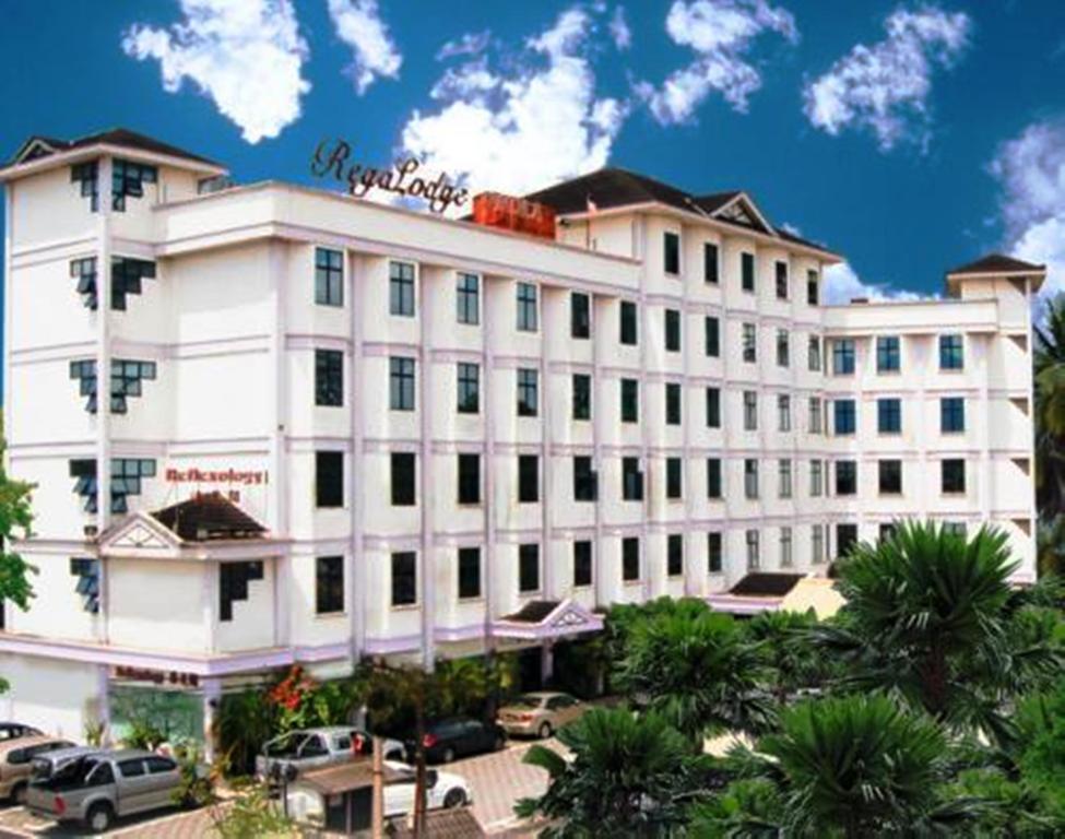 فندق ايبوهفي  فندق ريغالودج إبوه المظهر الخارجي الصورة